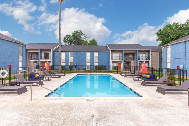 Westwood Park Apartments