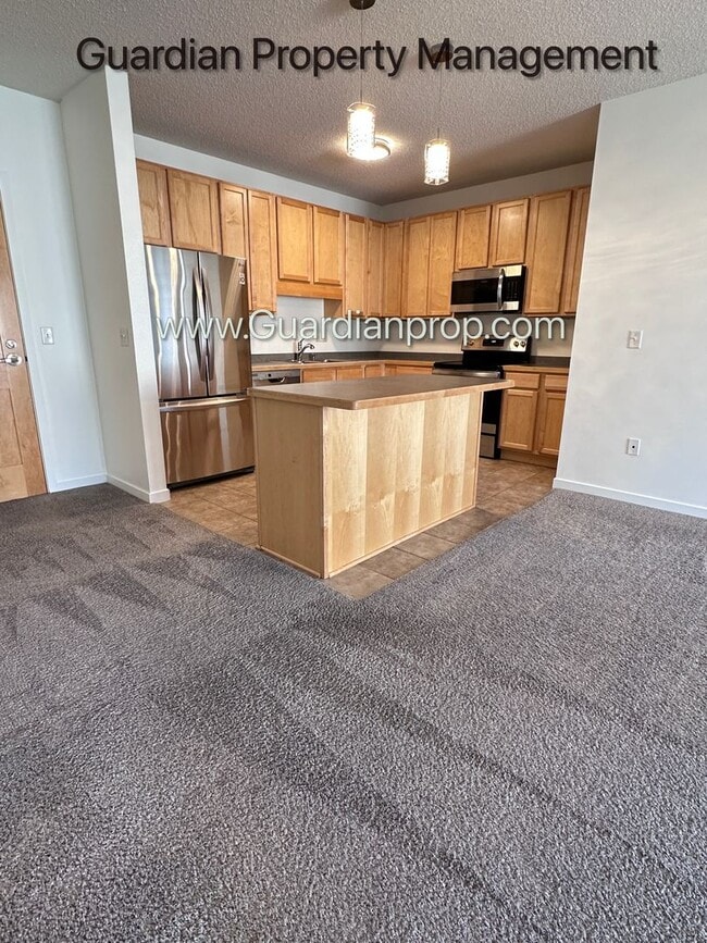 Building Photo - South East Minneapolis Condo, Garage, Dishwasher, 2nd Floor Unit 204