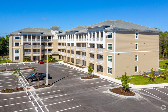 Building Photo - The Reef at Winkler Rental