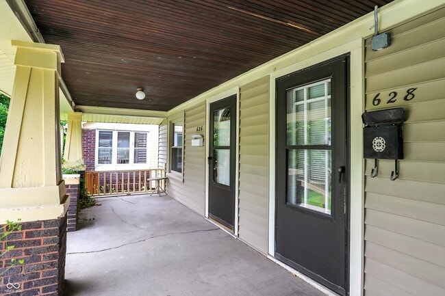 Photo - 628 N Riley Ave