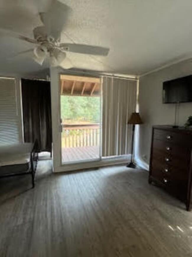 Photo - 213 Lakeside Villla Unit 213