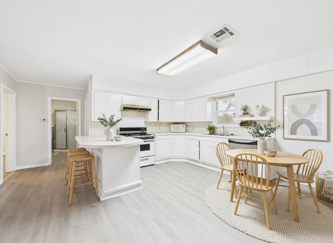 Photo - COMING SOON! 2 bed 2 bath home!