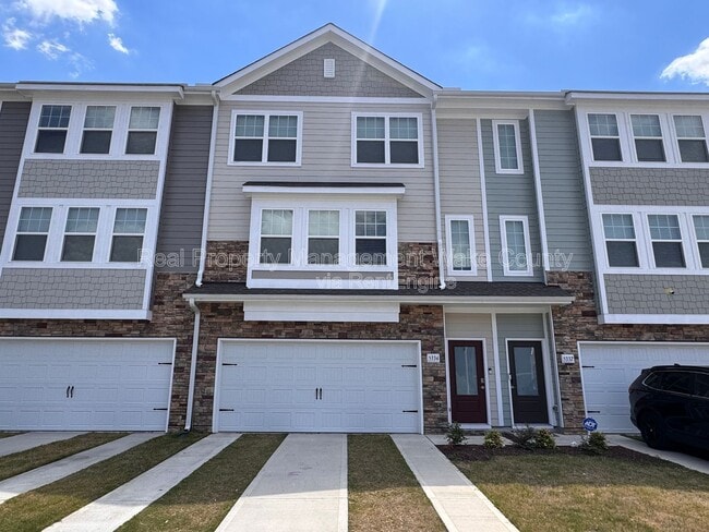 Building Photo - 5334 River Reach Dr