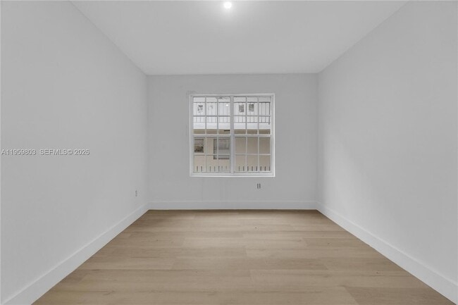 Photo - 605 Euclid Ave Unit 102