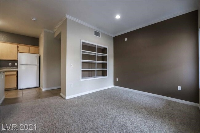 Building Photo - 2900 Sunridge Heights Pkwy Unit 1914