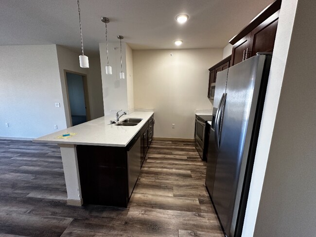 Photo - 3036 Triumph Dr Unidad 105