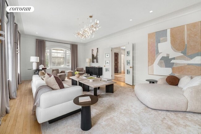 Photo - 337 Riverside Dr