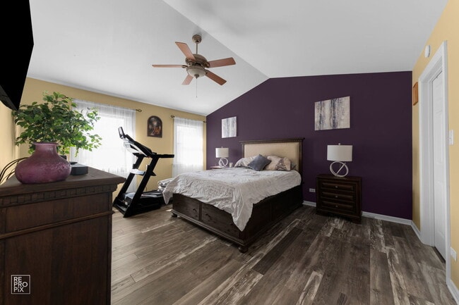 Photo - 15513 Whitehall Ln