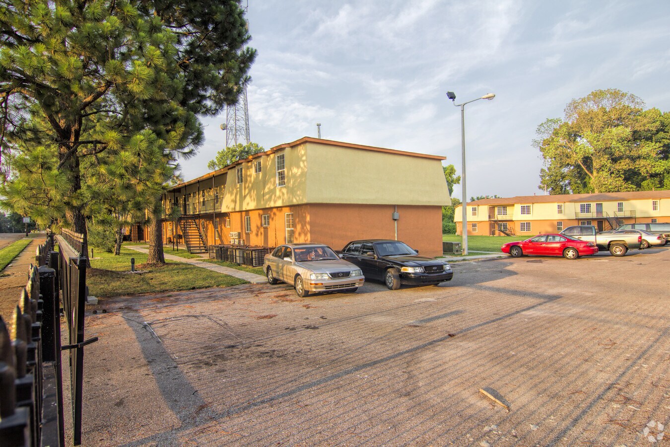 Crossing at Overton - Casa Bonita Apartments