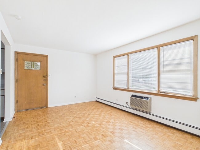 Photo - 11219 S King Dr Unit 1F