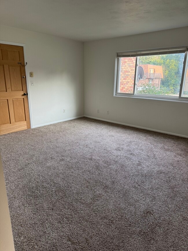 107 Floss Mar Ct Unit 1
