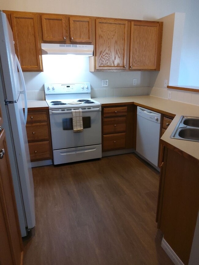 Selkirk Lodge Apartments