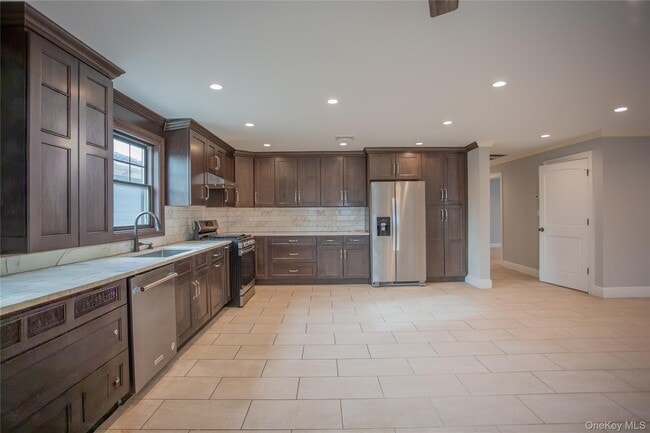 Photo - 59 Clinton Ave