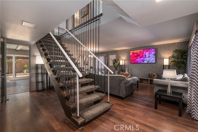 Photo - 17958 Nearbank Dr