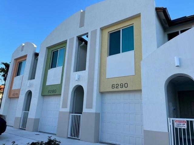 Building Photo - 6270 SW 47th Ct Rental