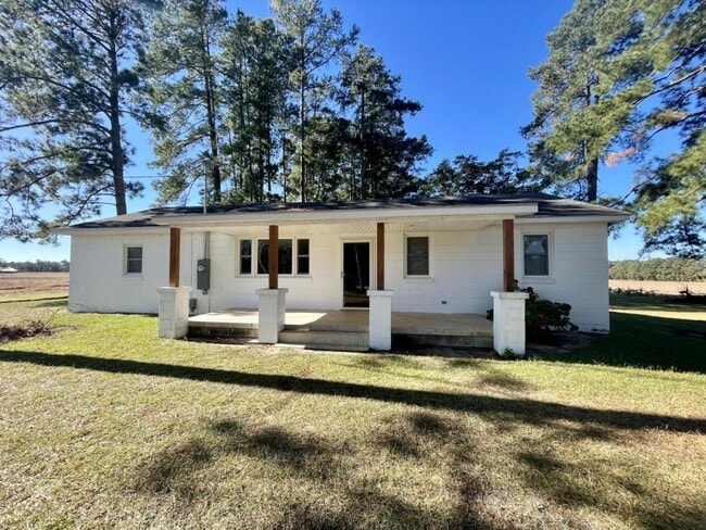 Building Photo - 7443 Rennert Rd