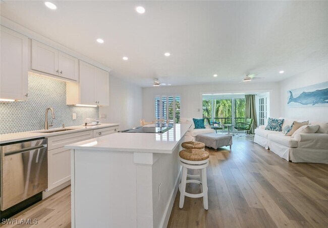 Photo - 250 7th Ave S Unit 202