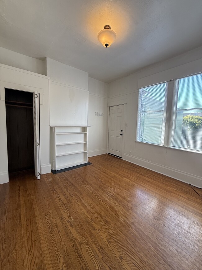 Photo - 1724 Waller St Unit C