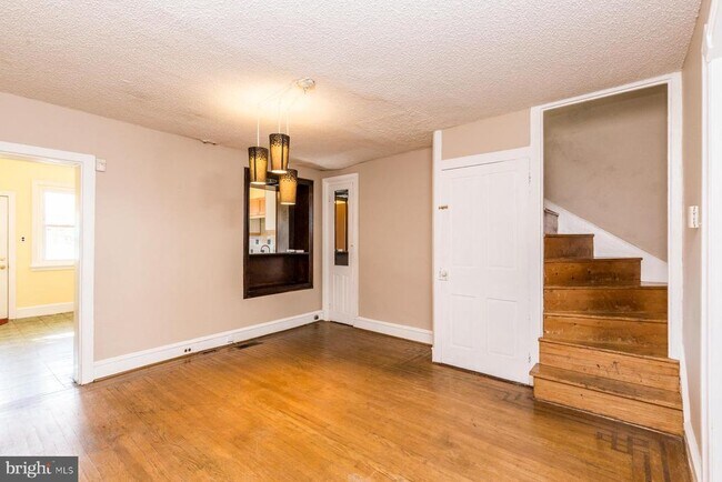 Photo - 161 Cotton St