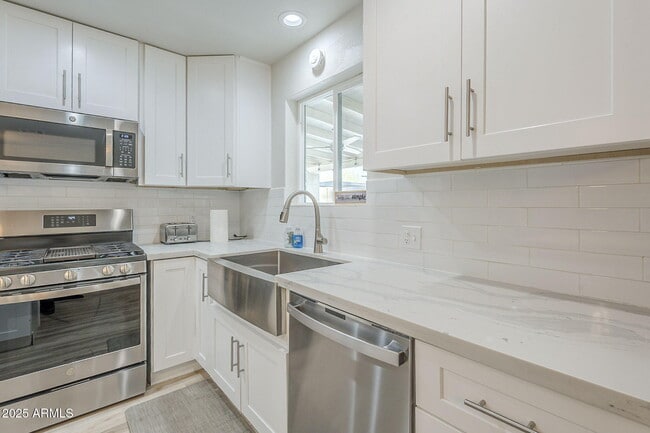 Photo - 4240 E Bluefield Ave
