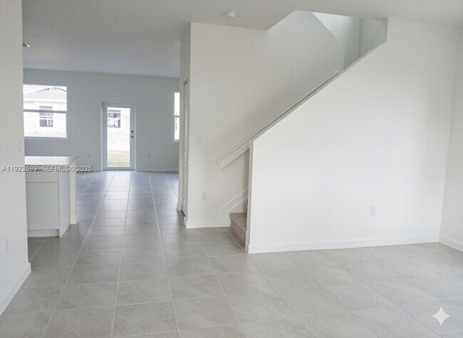 Photo - 19507 SW 339th St