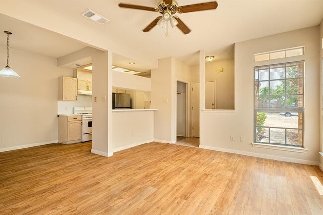 Photo - 508 Gregory Ct