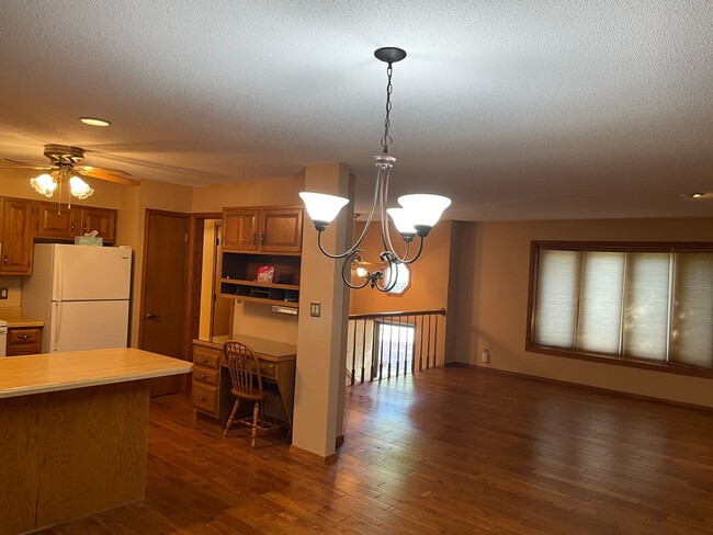 Photo - 2213 S Wellington Ave