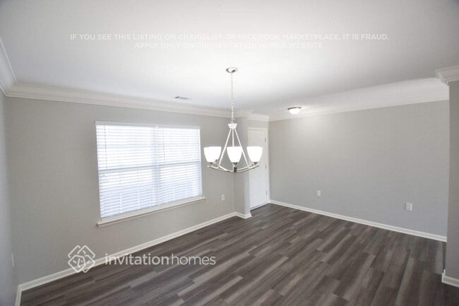 Photo - 1719 Eastway Dr