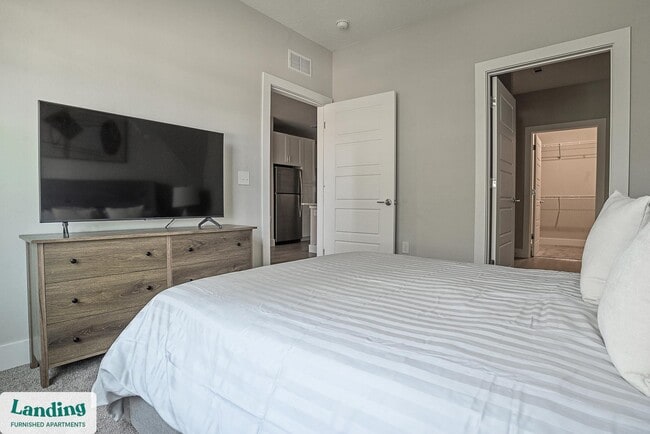 Building Photo - 3060 Southcreek Blvd Rental