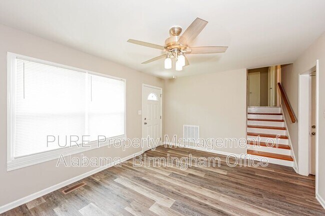 Photo - 1404 4th Pl NW