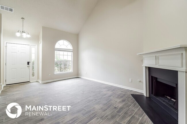 Photo - 4180 Clarks Tr