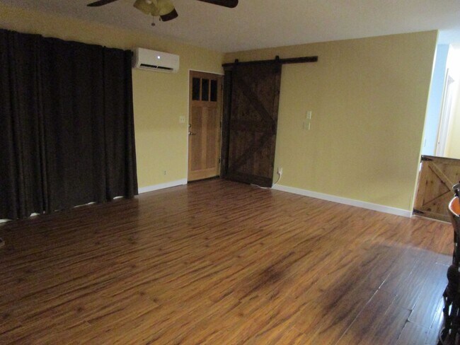 Photo - 2 Story House, 4 Bedrooms + Bonus Room in ...