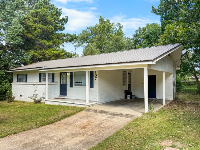 Photo - 107 Ann Dr