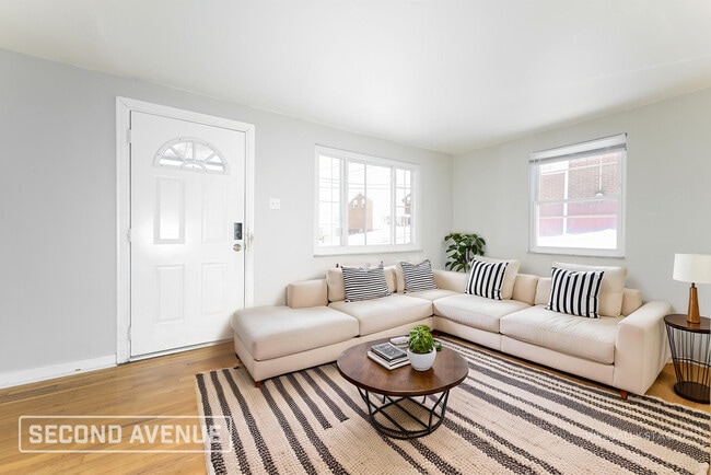 Photo - 128 Bellwood Dr