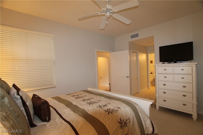 Building Photo - 8680 Cedar Hammock Cir Unit 116