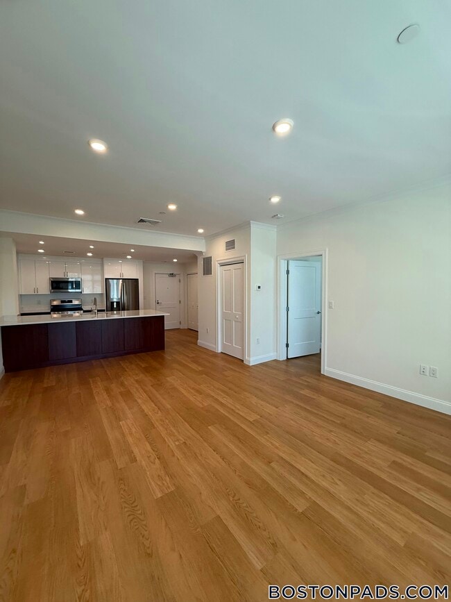 Building Photo - 120 Gerry Rd