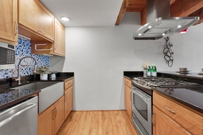 Photo - 57 Fulton St Unit 1