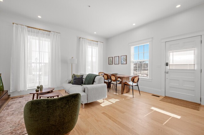 Photo - 30 E Main St Unit 2