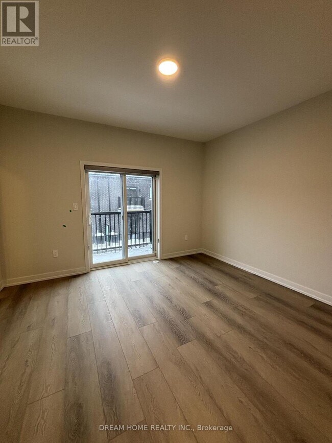 Photo - 25 Mermot Ln