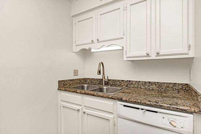 Photo - 1 Bedroom Downstairs Condo Community Pool