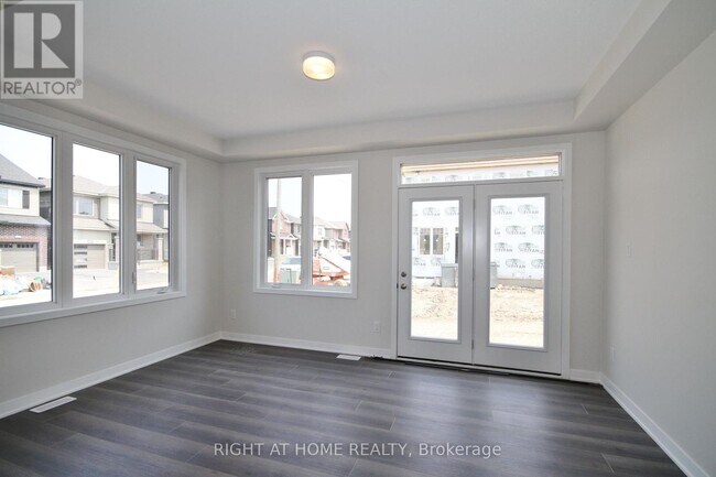 Photo - 201 Billrian Cres