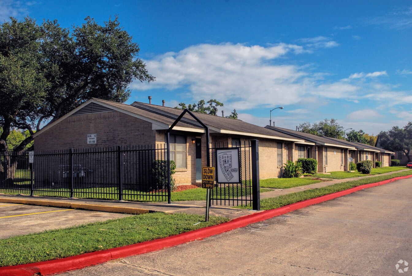 Long Drive Townhomes - Long Drive Townhomes