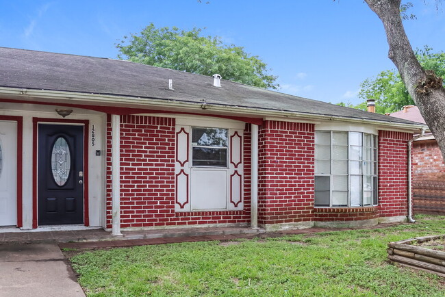 12805 Bexley Dr