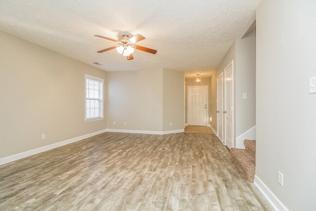 Photo - 1625 Beaconcrest Cir