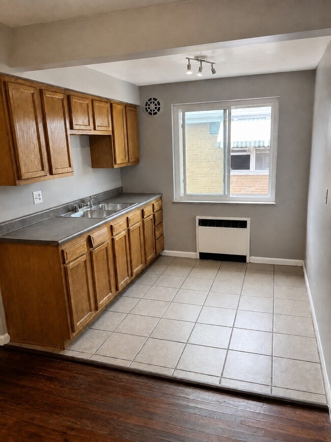 Photo - 3903 E Gatewood Ln Unit 4
