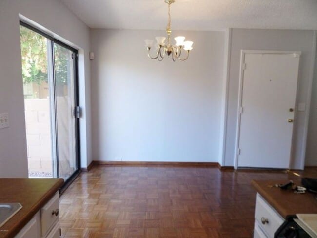 Photo - 2 BDRM TWNHSE AT POINTE TAPATIO