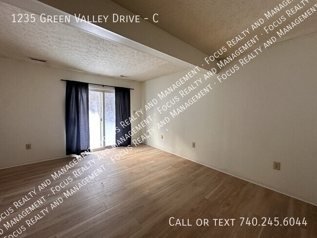 Photo - 1235 Green Valley Dr