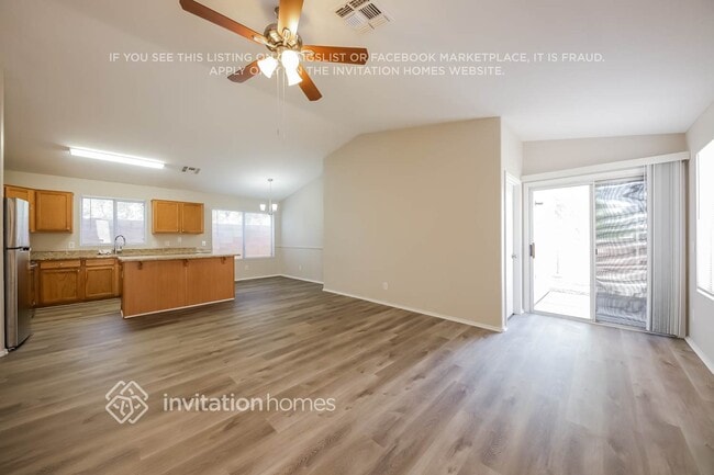 Photo - 17404 N 16th Pl
