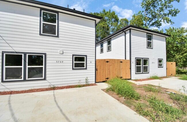 Photo - 5709 Breland St Unit A