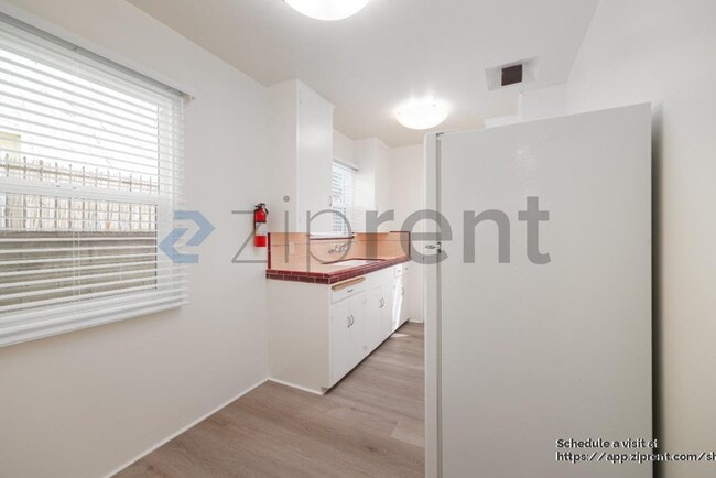 Photo - 3313 Herman Ave